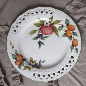 designer dinner plate